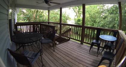 Harbour Landing Cottage - lähellä Mandeville Lakefront ja Tammany Trace