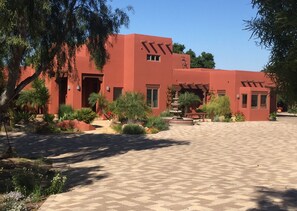 Exterior - 2 BR Wine Country Getaway at 3 acre Hacienda (Arroyo Grande)