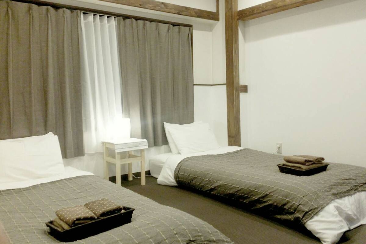 1 bedroom, blackout curtains, free WiFi