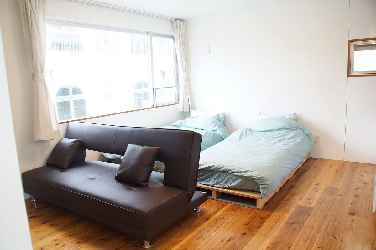公寓, 非吸煙房, 小廚 (2 Single beds + Sofa bed) | 羽絨被、隔音、免費 Wi-Fi、床單
