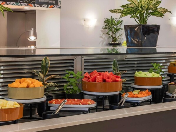 Dining - Mantra Legends Hotel (Surfers Paradise)