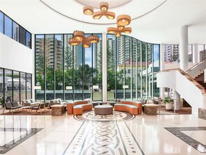 Interior - Mantra Legends Hotel (Surfers Paradise)