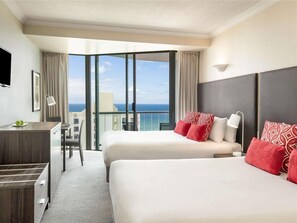 Room - Mantra Legends Hotel (Surfers Paradise)