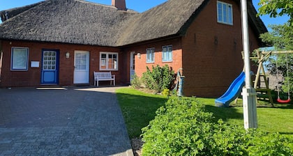 Beach Crab Holiday Rentals - Holiday Home Große Gaarde