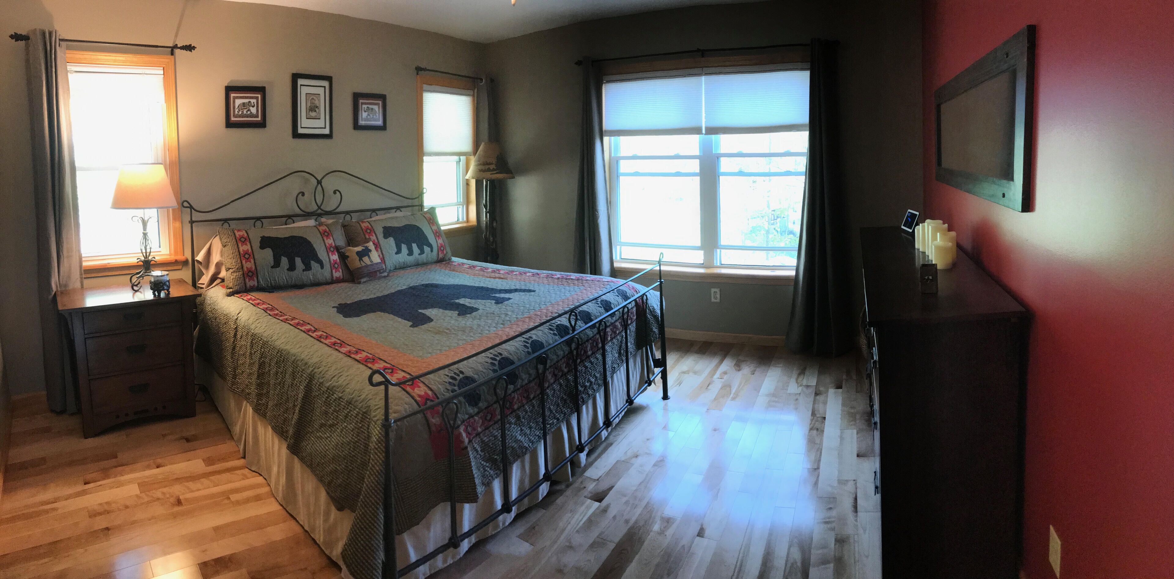 3 dormitorios, tabla de planchar con plancha, wifi gratis y ropa de cama