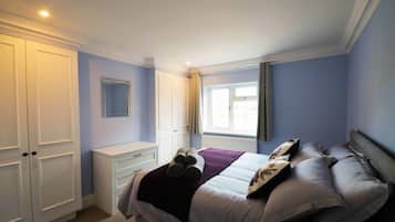 Basic-hus - 2 soveværelser - køkken - udsigt til flod | 2 soveværelser, skrivebord, strygejern/strygebræt, gratis Wi-Fi