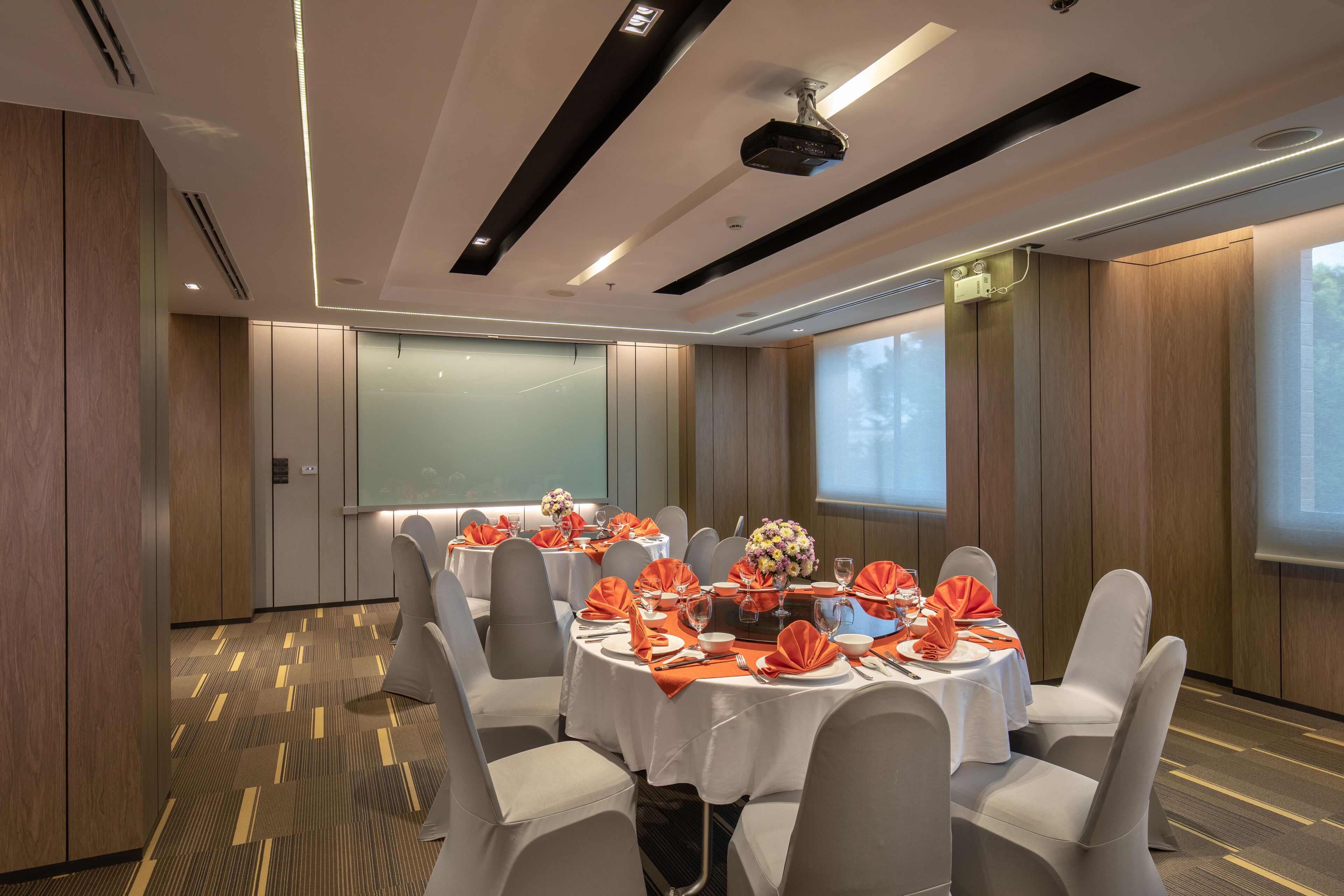 Banquet hall