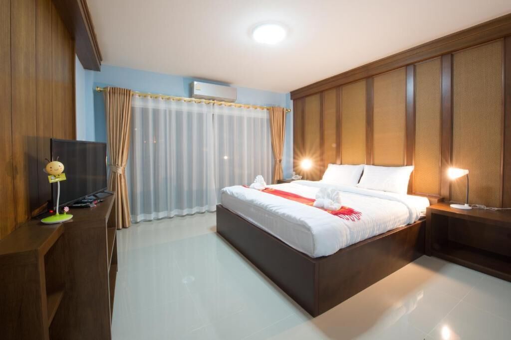 迷你吧、書桌、遮光布/窗簾、折疊床/加床