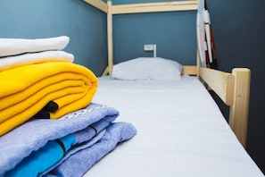 Bed in 6-Beds Female Dormitory Room