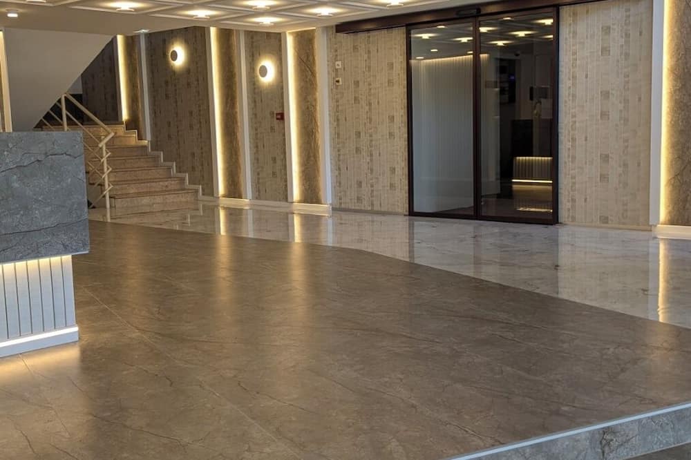 Hotel Grand
