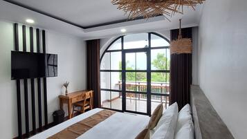 Habitación doble Deluxe | Muebles diferentes, wifi gratis y ropa de cama