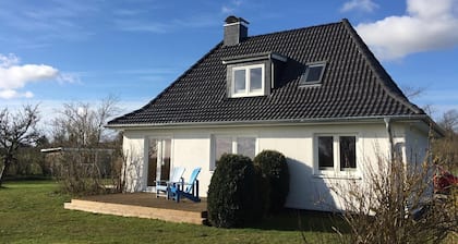 Nordseeblick holiday home in a secluded location with sea views and dog
