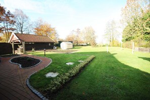 Property grounds - Ferienwohnung Wiesenblick, 65322 - Holiday apartment in East Frisia 45sqm, max. 2 persons (Moormerland)