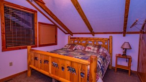 2 bedrooms, iron/ironing board, WiFi, bed sheets - Bear cave cabin 2bd/2bth/HOT TUB (Sevierville)