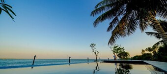 Fishermen Lagoon Villa