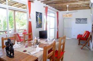 Apartment, 2 Bedrooms | In-room dining