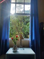 Quarto família, para não fumantes | Wi-Fi de cortesia, roupa de cama