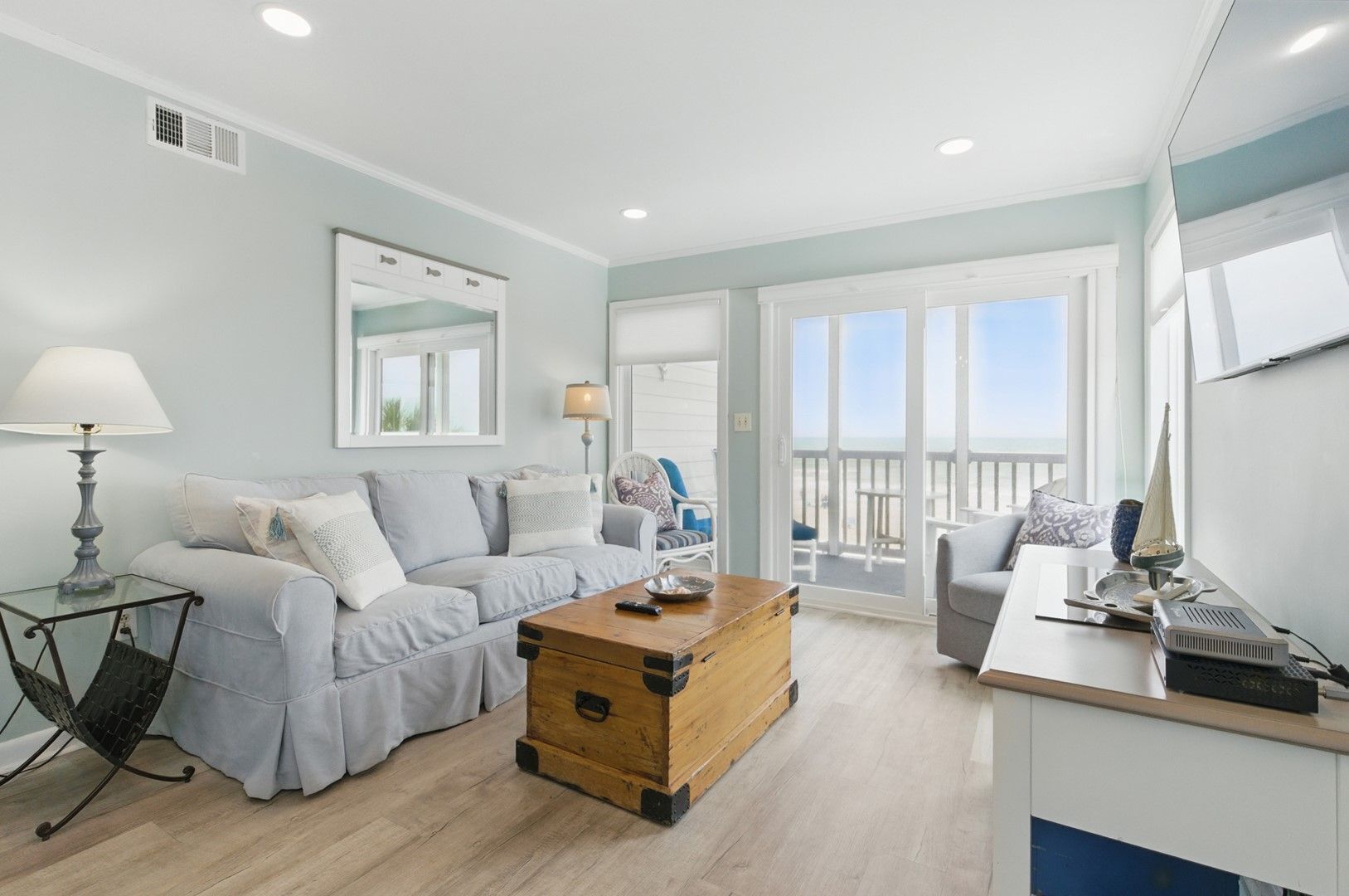 智能電視、DVD 播放機