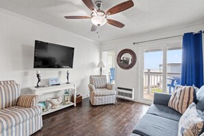 Een televisie en een dvd-speler