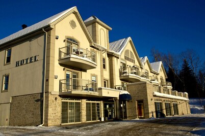 St-Sauveur Lovely King Studio