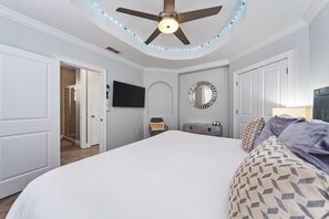 5 bedrooms, iron/ironing board, free WiFi, bed sheets