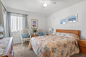 2 bedrooms, iron/ironing board, Internet