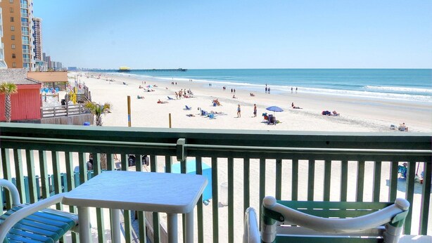 Property grounds - Outstanding ocean front views in fabulous beach condo location! (Myrtle Beach)