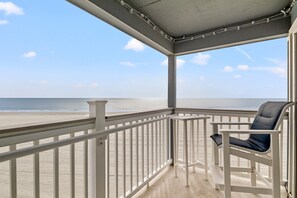 Property grounds - Outstanding ocean front views in fabulous beach condo location! (Myrtle Beach)