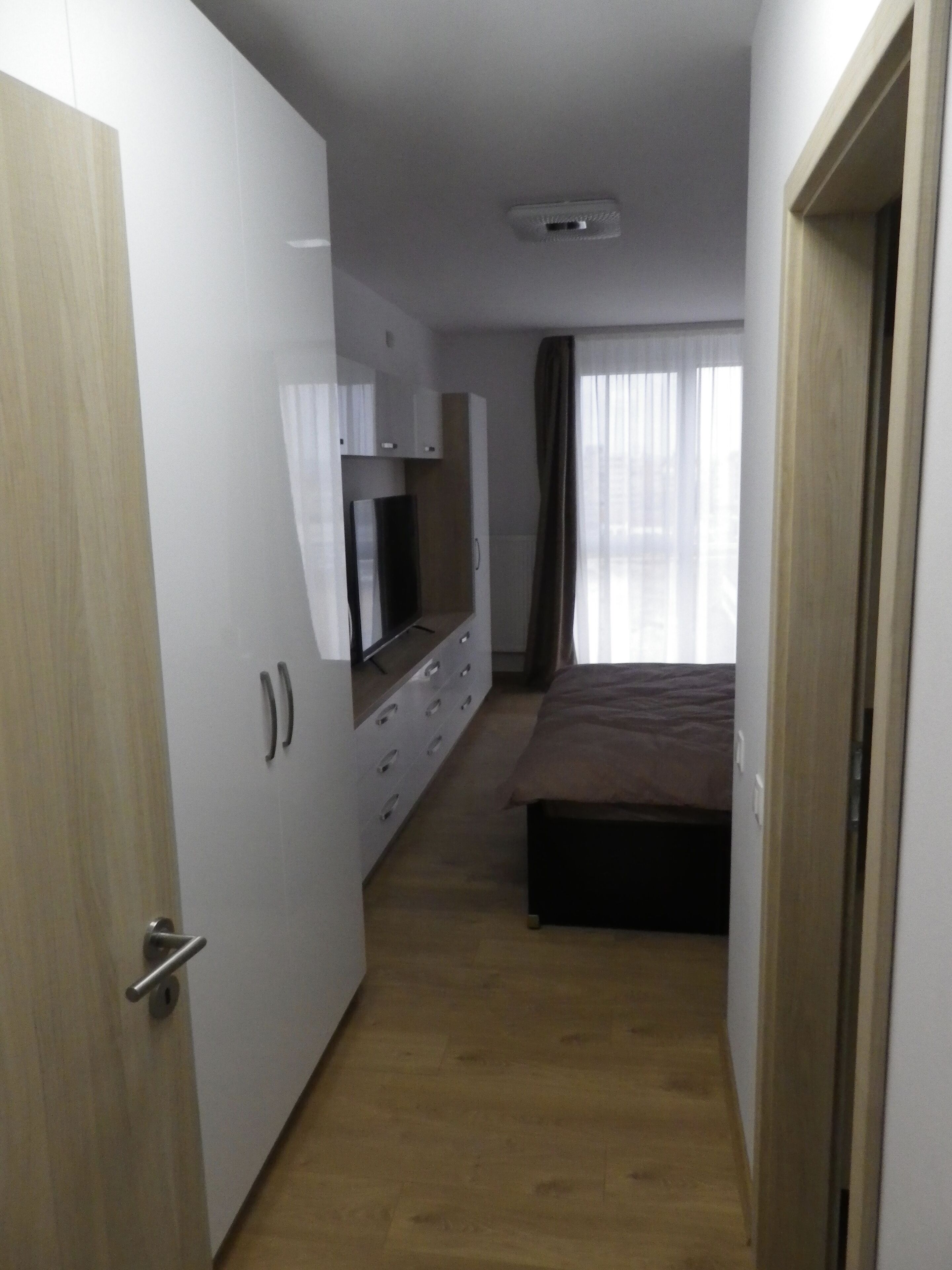 2 bedrooms, in-room safe, iron/ironing board, WiFi
