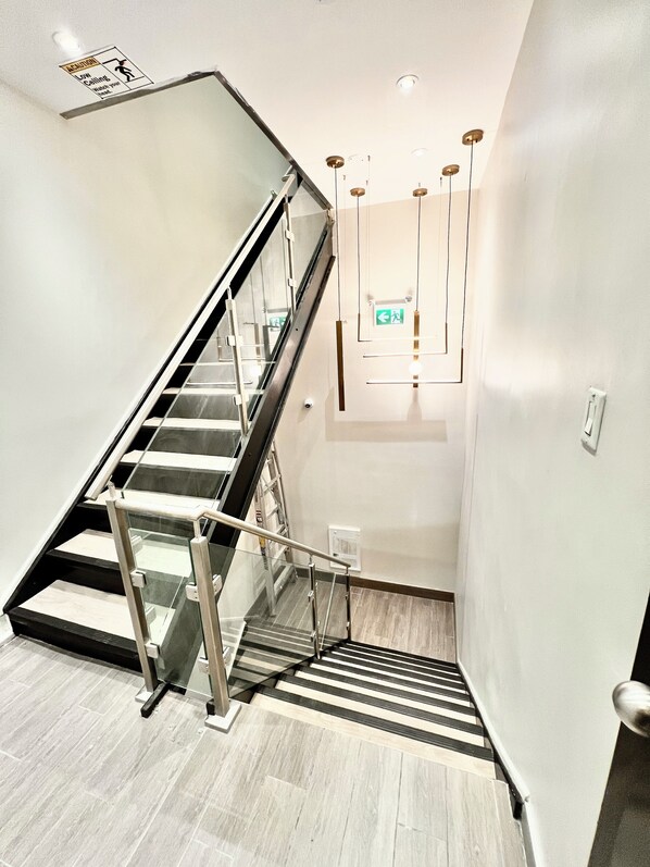 Individueel gemeubileerd, een strijkplank/strijkijzer, gratis wifi