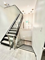 Individually furnished, iron/ironing board, free WiFi, bed sheets