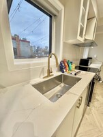 Iron/ironing board, free WiFi, individually furnished, bed sheets