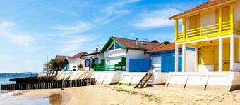 BEAUTIFUL VILLA 100M FROM THE BEACH 