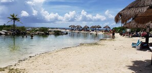 Beach nearby, beach towels