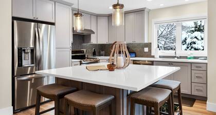 BRAND NEW 3 Bdr Ski Condo w/ hot tub minutes to Alta,Snowbird,Solitude,Brighton