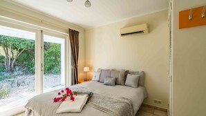 Ảnh chưa phân loại, 3 trong số 27 ảnh, nút
