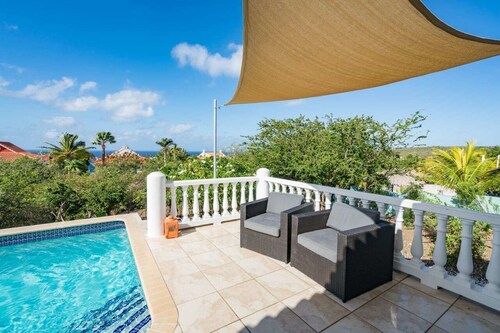 Villa 705 Coral Estates