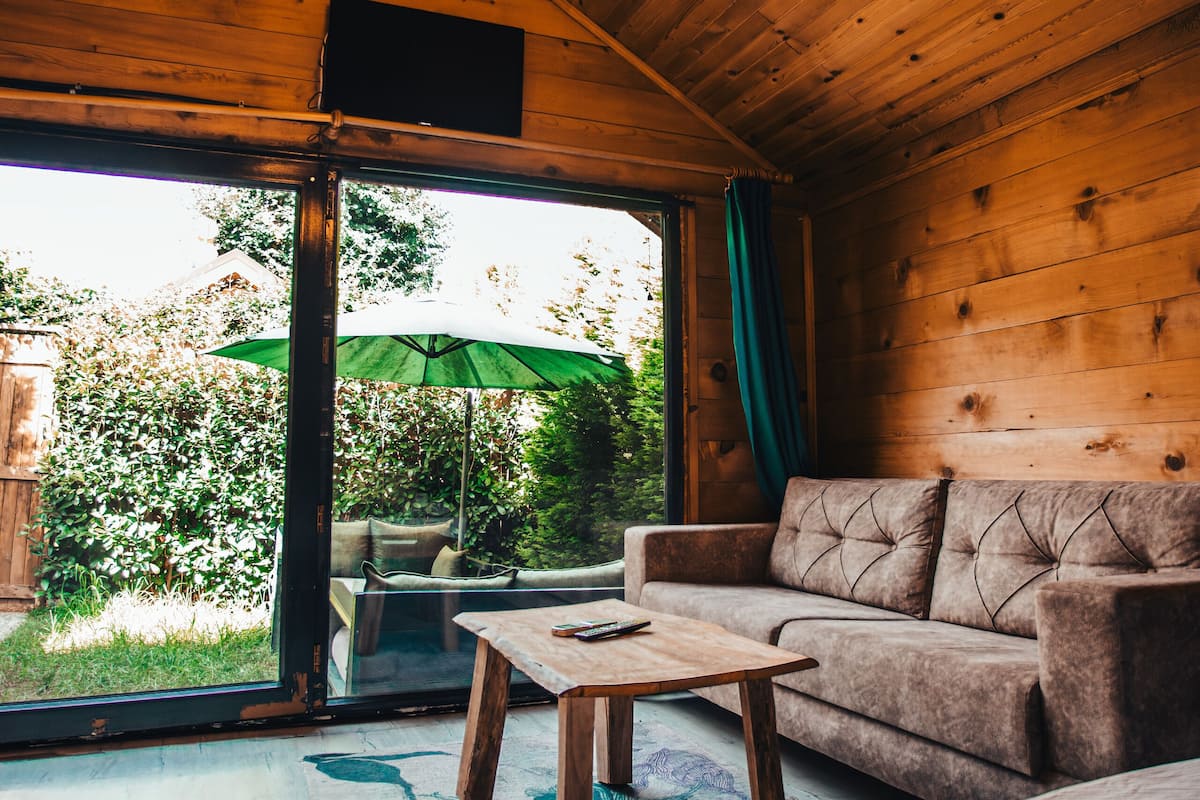 Classic Tree House (No pool) | 2 bedrooms, minibar, free WiFi