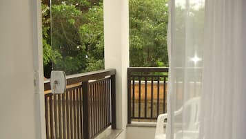 Suite estudio estándar, 1 cama doble | Vistas del balcón