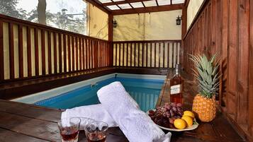 ์ํผ๋ฆฌ์ด ์บ๋น, ๊ธ์ฐ | ์ ์ฉ ์์์ฅ