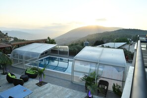 Indendørs pool, udendørs pool