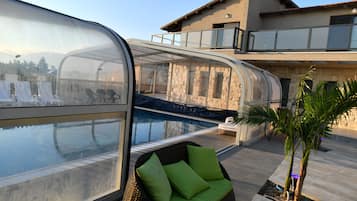 Indoor pool, outdoor pool