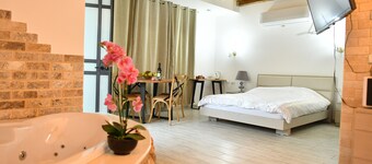 Shlomo Cabins Boutique