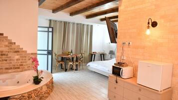 Basic-suite - ikke-ryger | Gratis baby-/barnesenge, gratis Wi-Fi, sengetøj