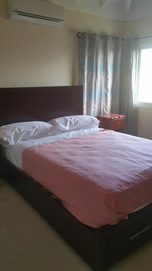 3 soveværelser, strygejern/strygebræt, Wi-Fi, sengetøj