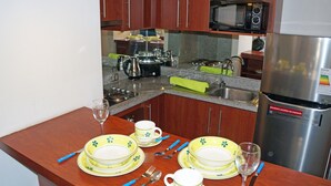 Private kitchenette - Departamentos Turpial (Santiago)