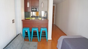Apartment, 2 Bedrooms, Accessible, City View | Living area - Departamentos Turpial (Santiago)