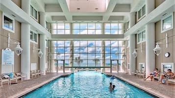 Piscine couverte, piscine chauffée