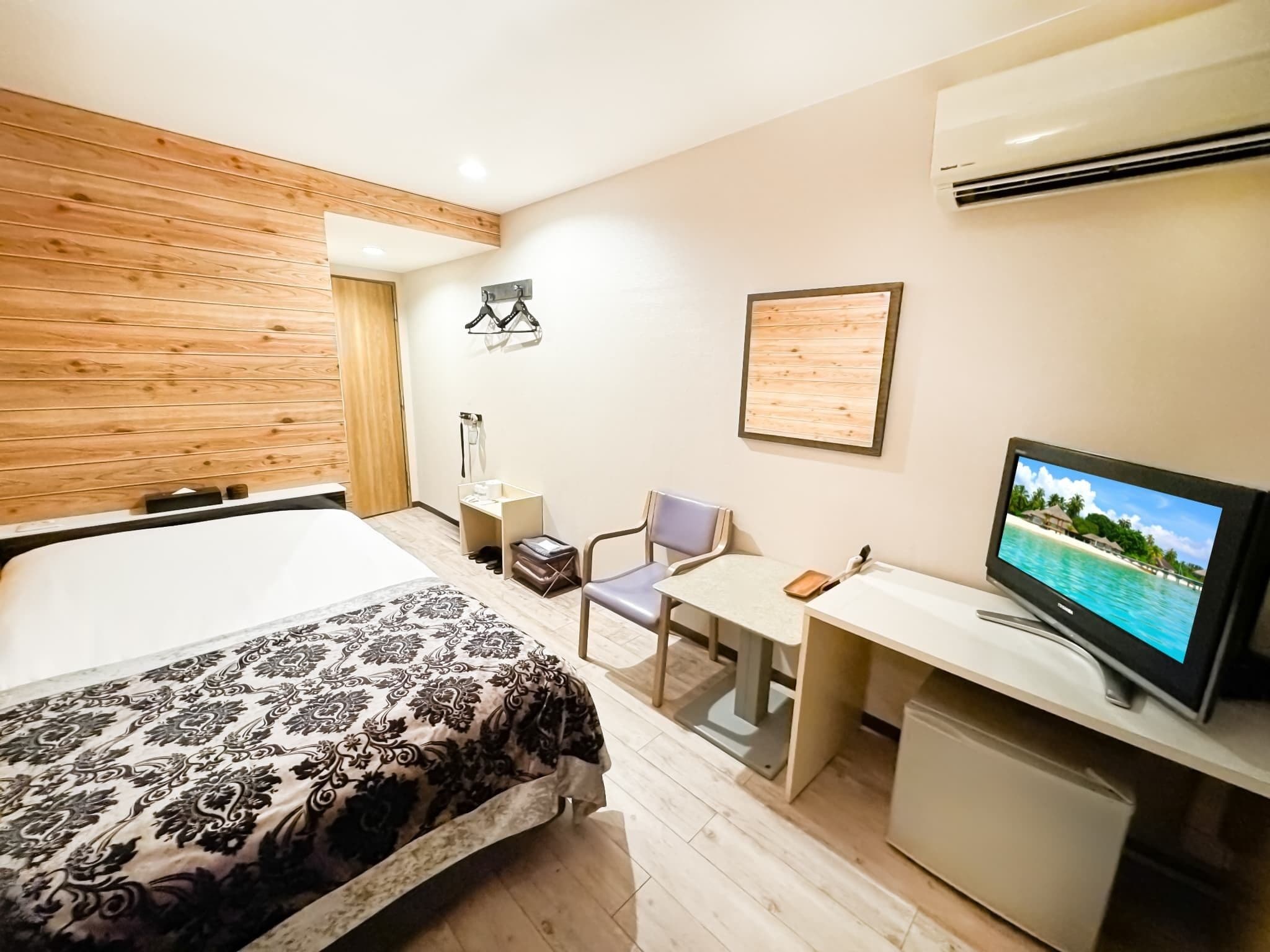 Value Double Room, Smoking | WiFi (free), bed sheets
