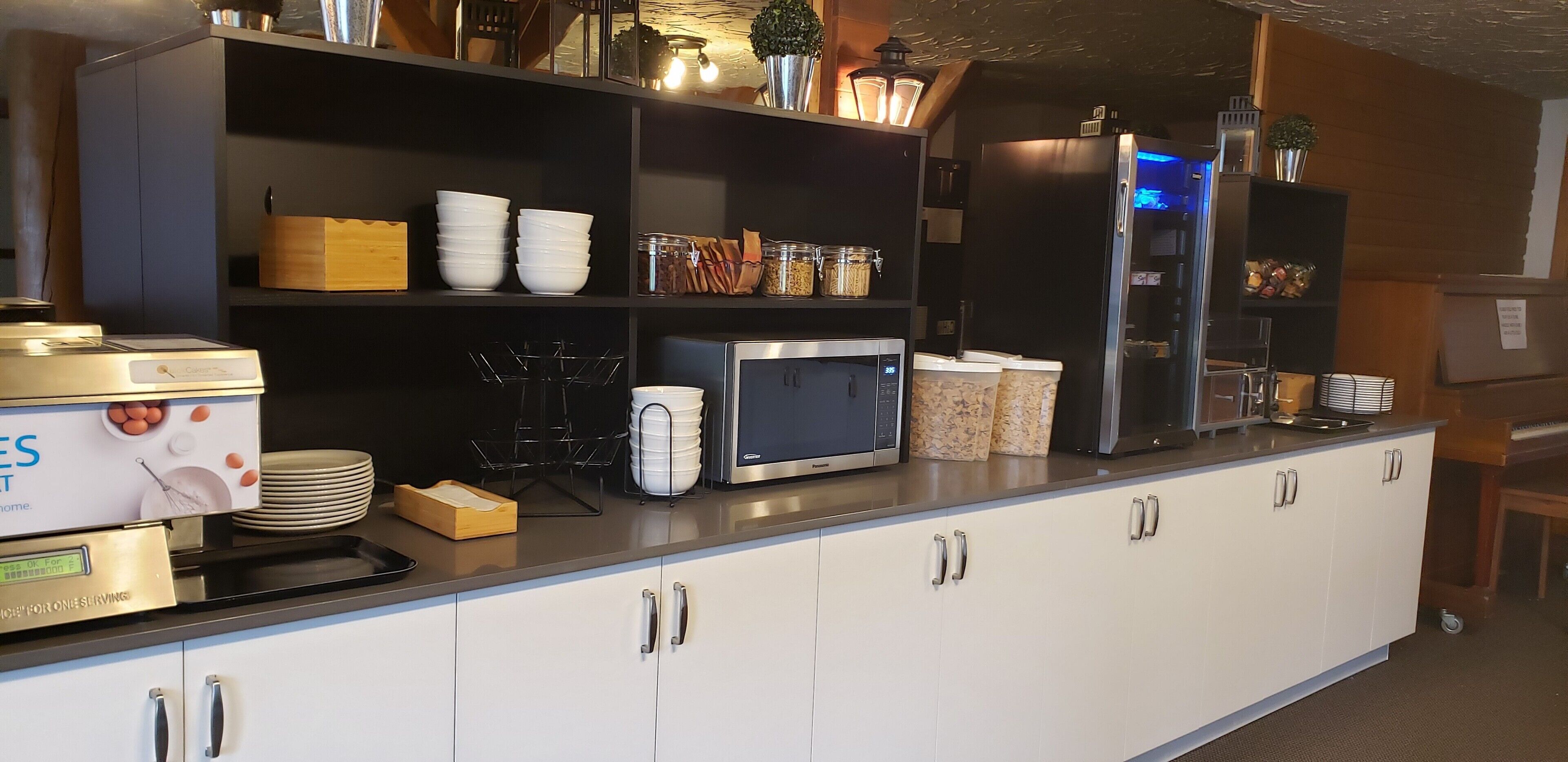 free daily on-the-go breakfast